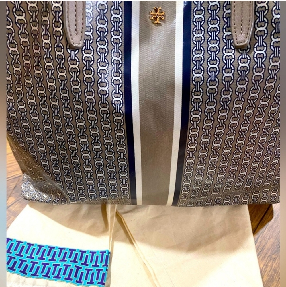 Tory Burch Tote EUC - Picture 2 of 8